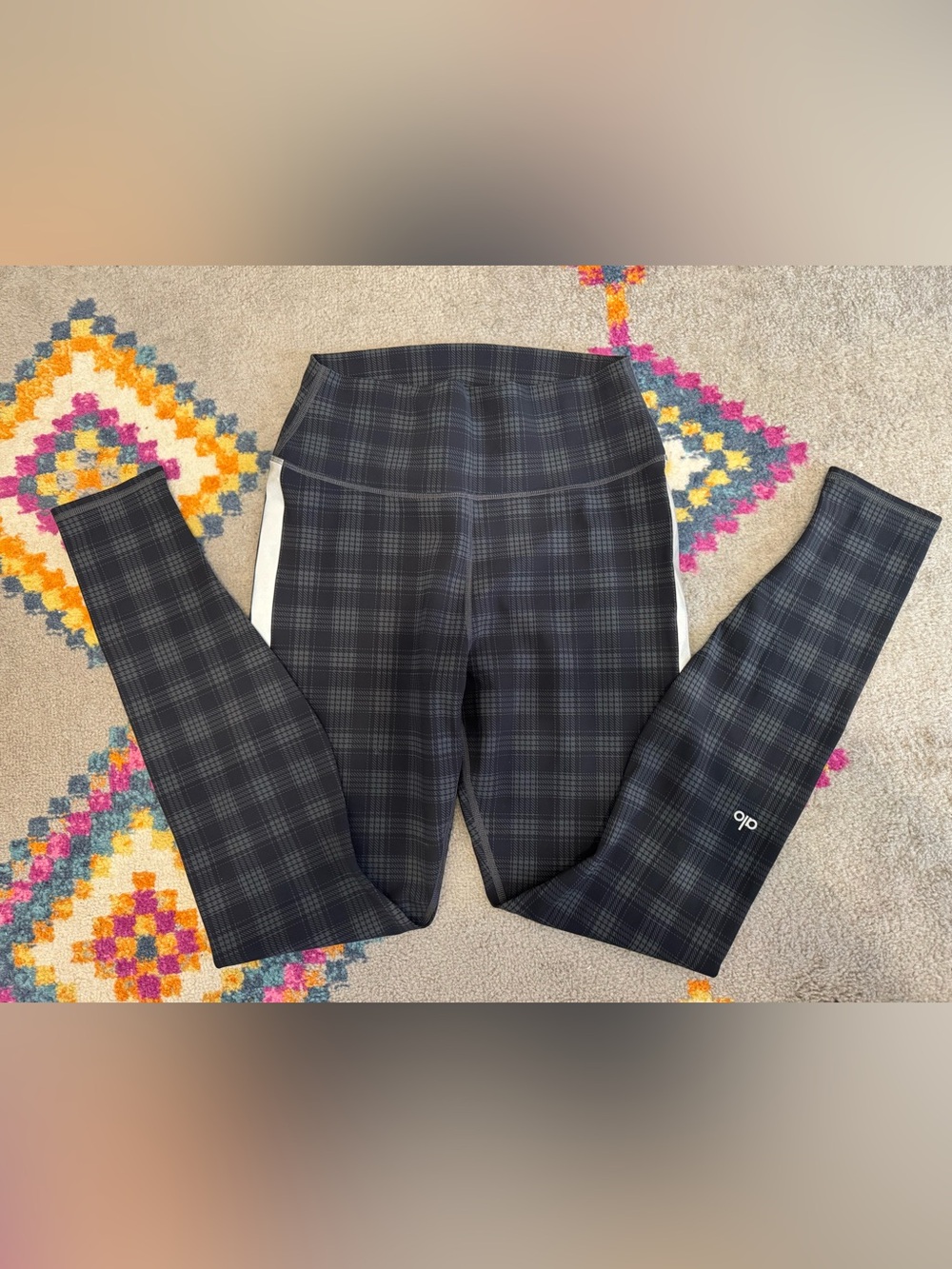 ALO Yoga Black Plaid Leggings with Cream Side Stripe